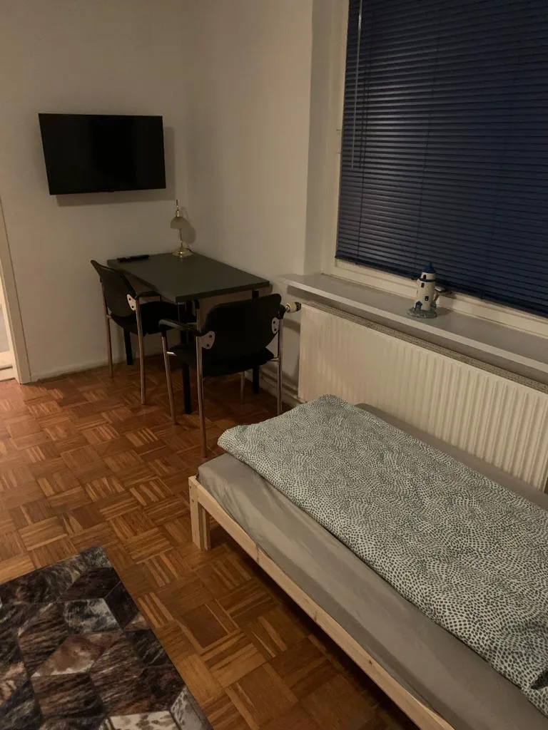 Königsfurt 19 · Wohnung 1 — Sypialnia 1