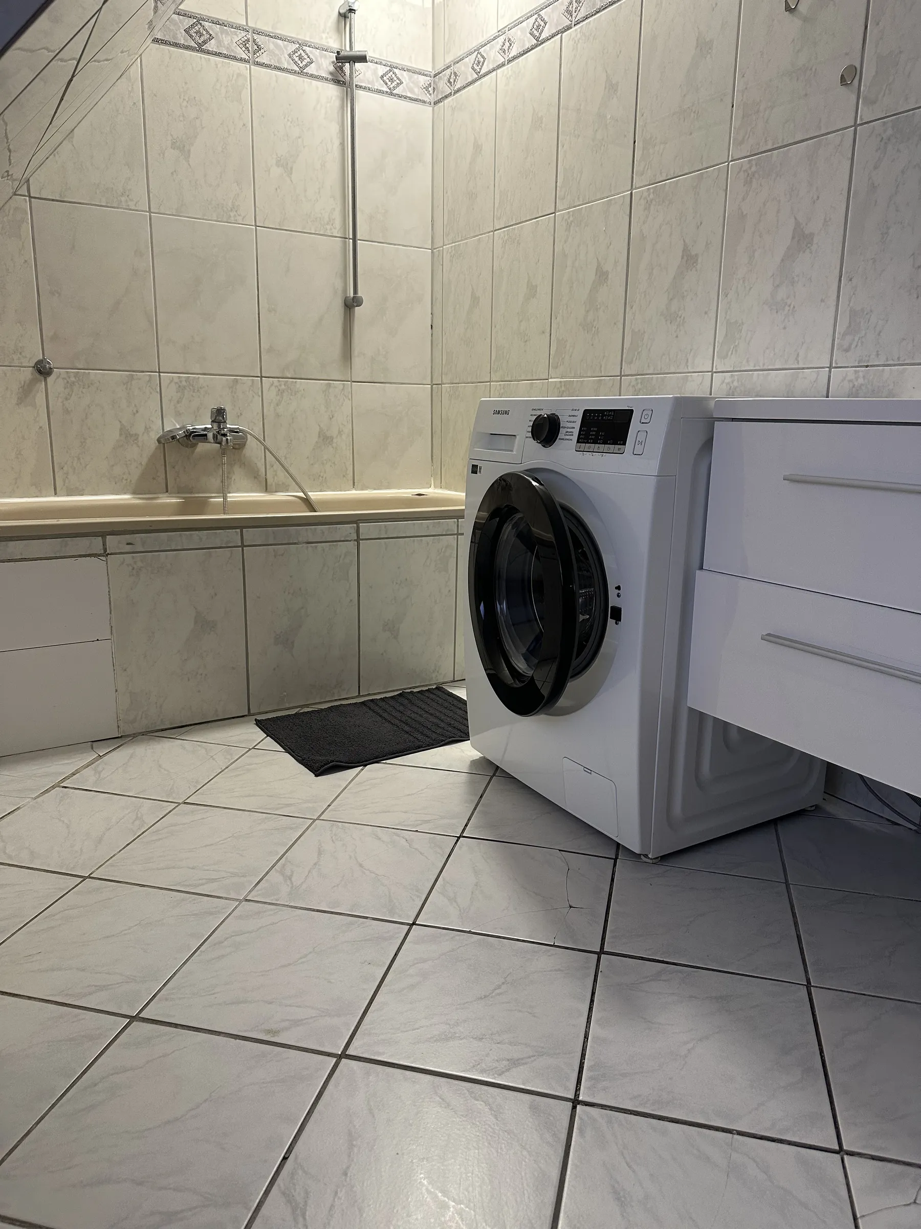 Moorweg 4 — Bathroom 4